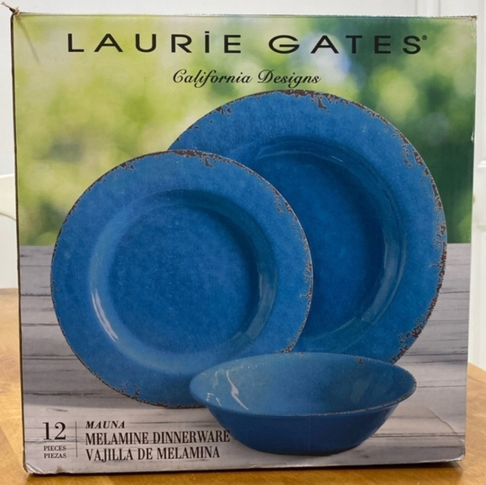 NWOT.  Laurie Gates, 12 piece, melamine dinnerware set.